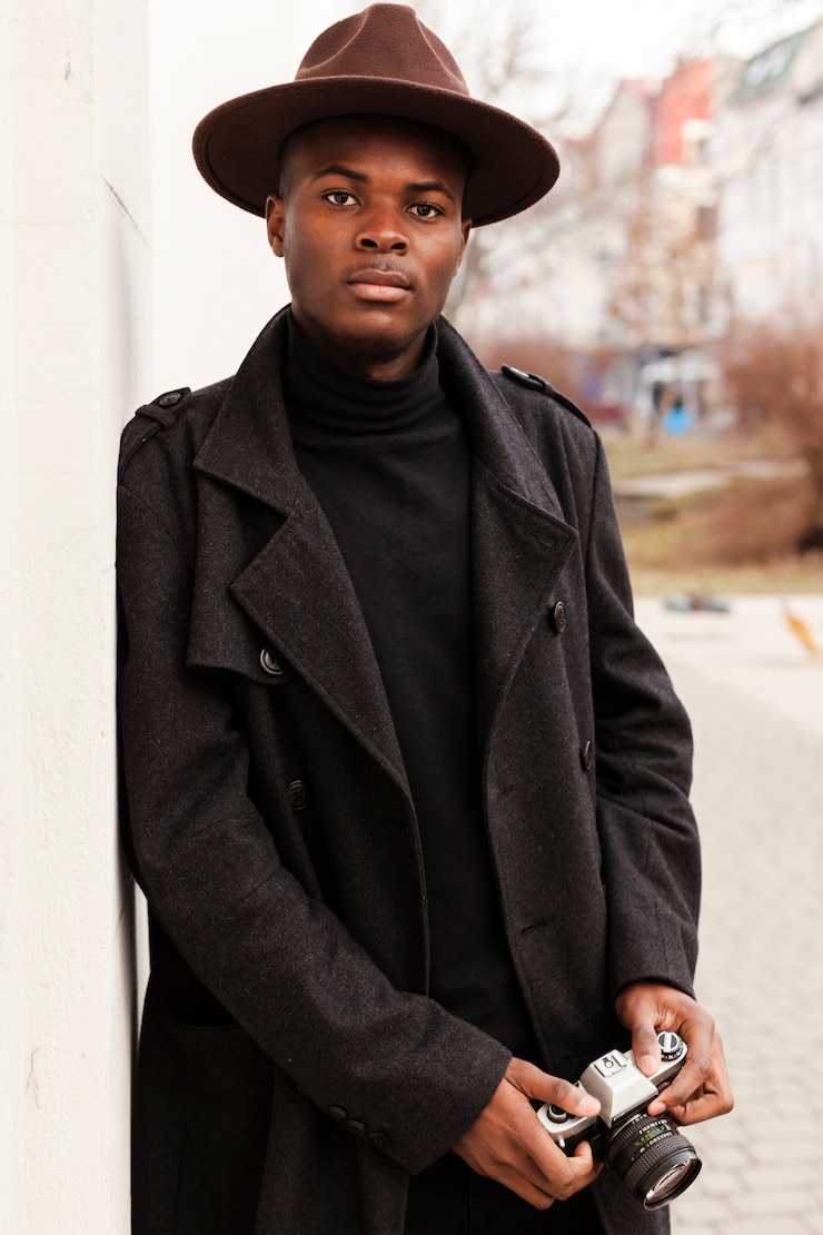 Aaron Pierre Stuns in Paul Smith Navy Leather Jacket on Jennifer Hudson Show