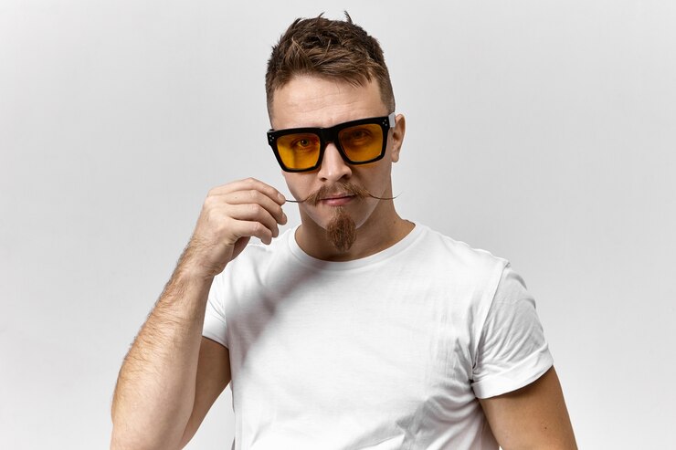 Four Stylish Ways to Rock Sporty Sunglasses in Your Everyday Looks