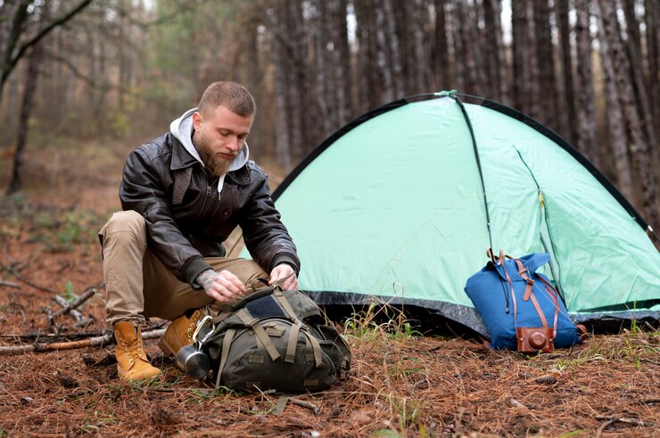 Tarp Camping Essentials: Who It’s For, Why It’s Great, and How to Do It Right